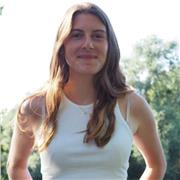 Passionnée de littérature avec un bac L en poche ! Le français n'a plus de secret pour moi !